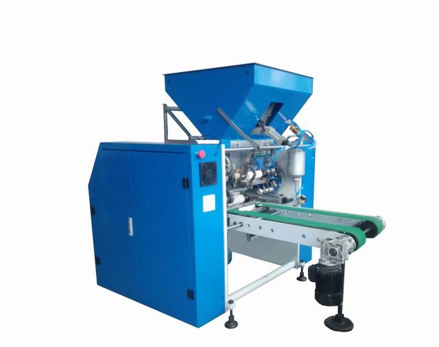 Automatic rewinding machine for aluminum foil roll 